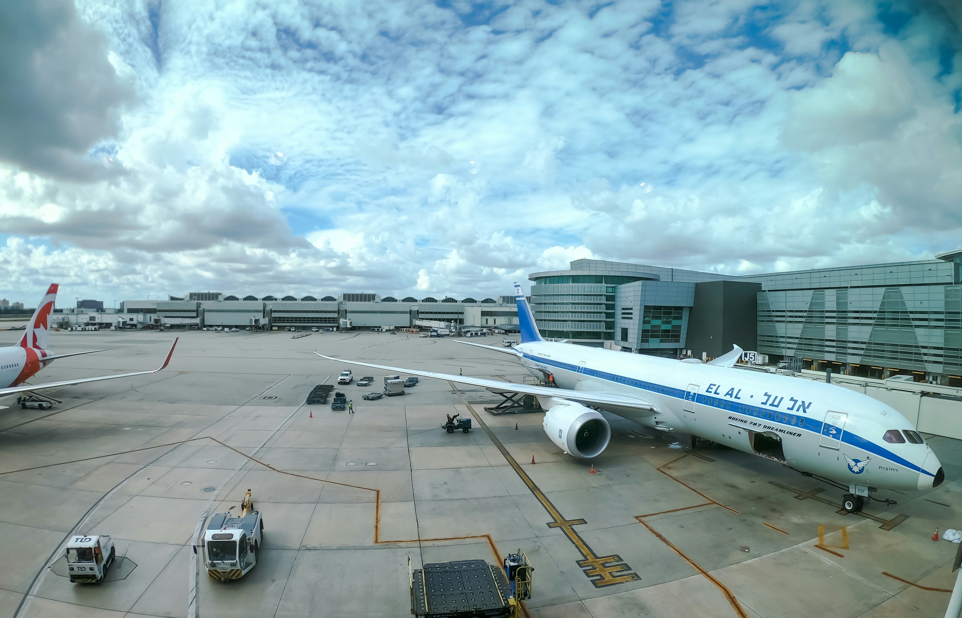 Un rayo afecta al aeropuerto de Miami